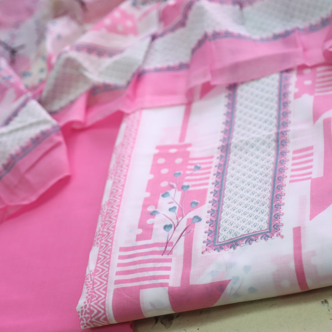 Farhana Bubblegum PInk All Over Floral Digital Printed Cotton Suit Set