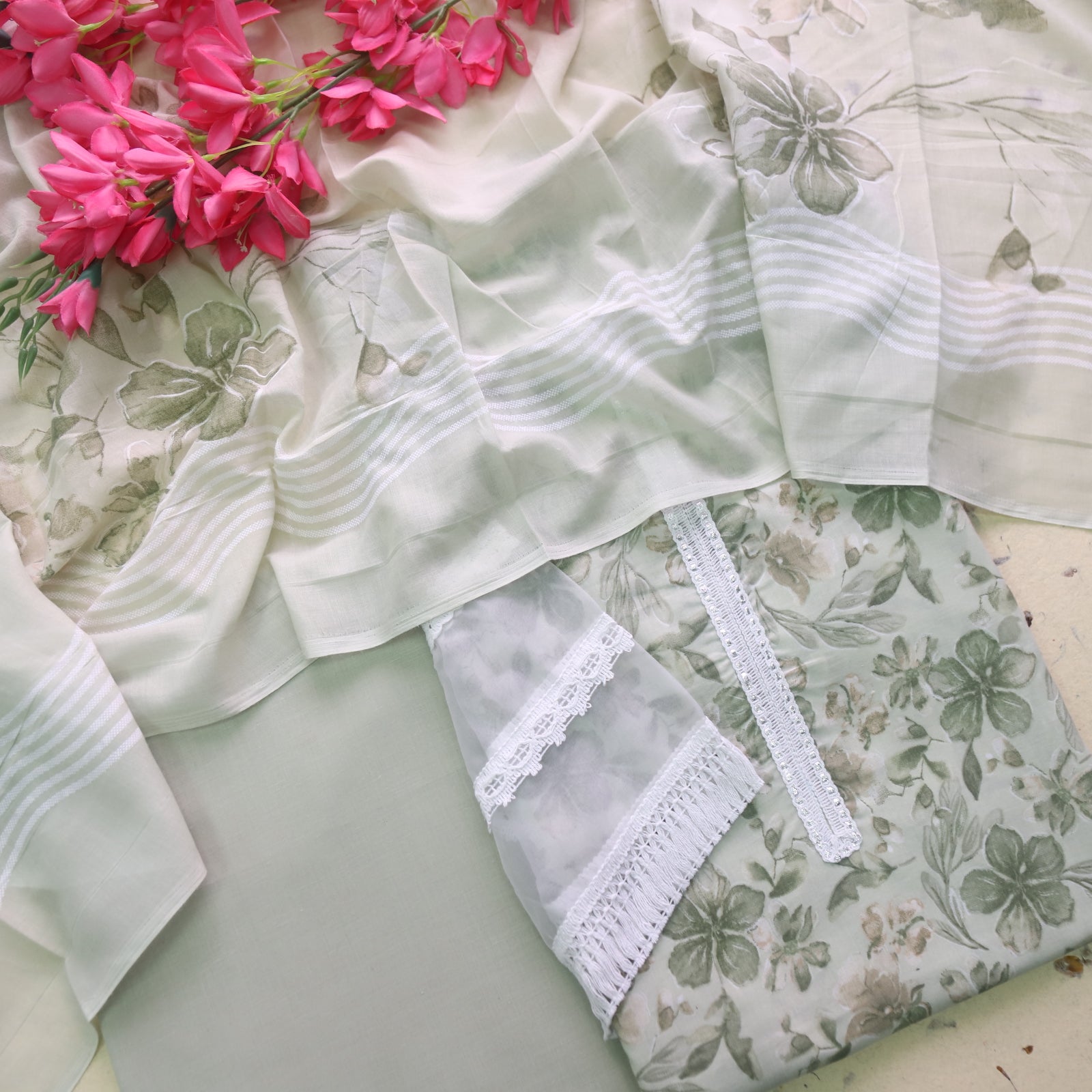 Zulfaa Sage Green Neck Lace Work Neck and Hem Floral Printed Cotton Suit Set